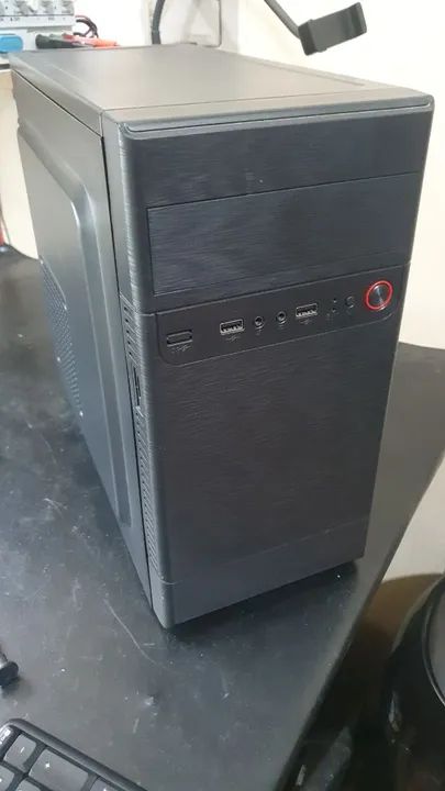 Desktop / gabinete PC