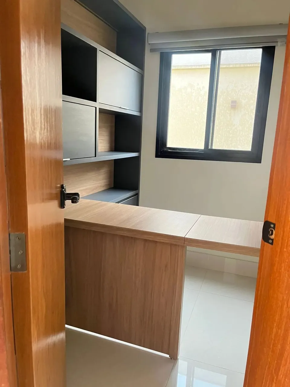 Elegância e Praticidade em Cada Detalhe: Sobrado de 4 quartos sendo 3 suítes no Jardins Bo