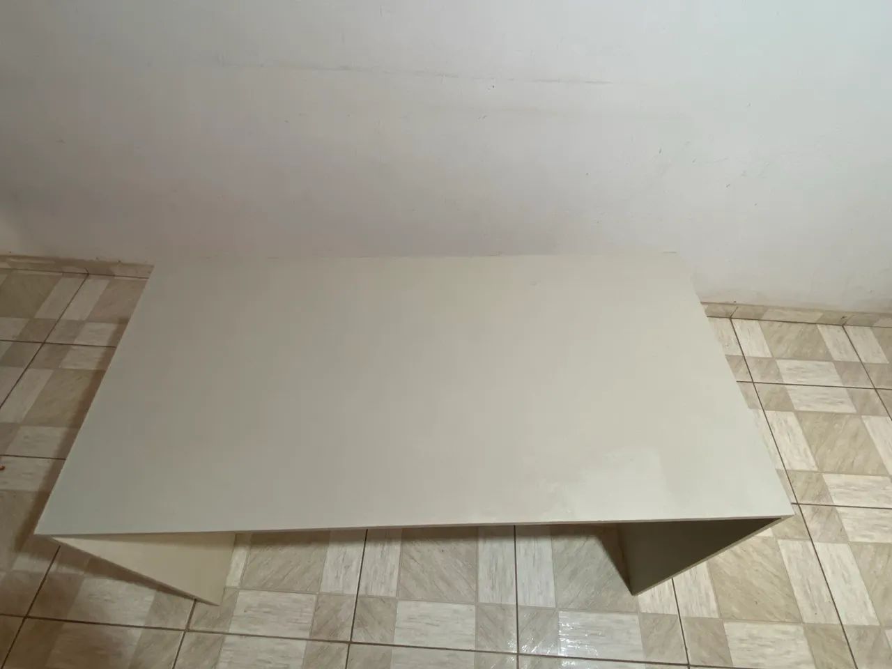 Mesa 100$ capacete 40$  - Foto 6