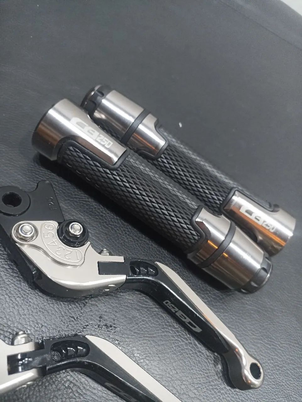 Kit Manetes Retráteis + Manoplas Esportivas CB 250 - Alumínio CNC<br> - Foto 5