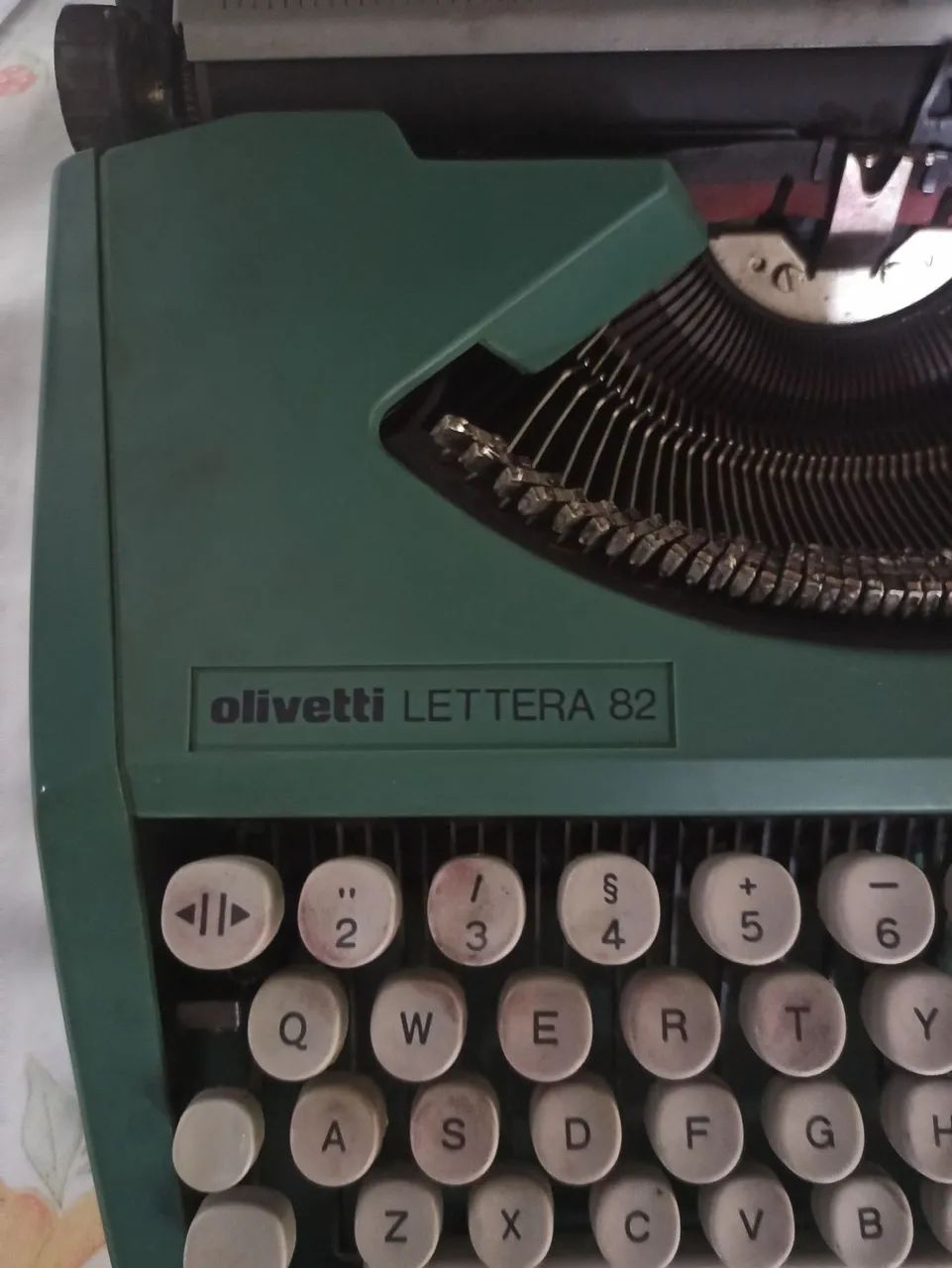 Máquina de datilografia antiguidade  - Foto 5