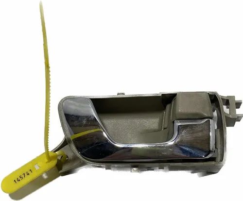 Macaneta Interna Dianteira Direita Pajero Full 2011 Cx46