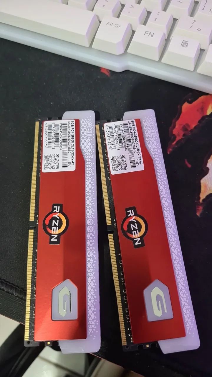 2x 8GB DDR4 3600MHz