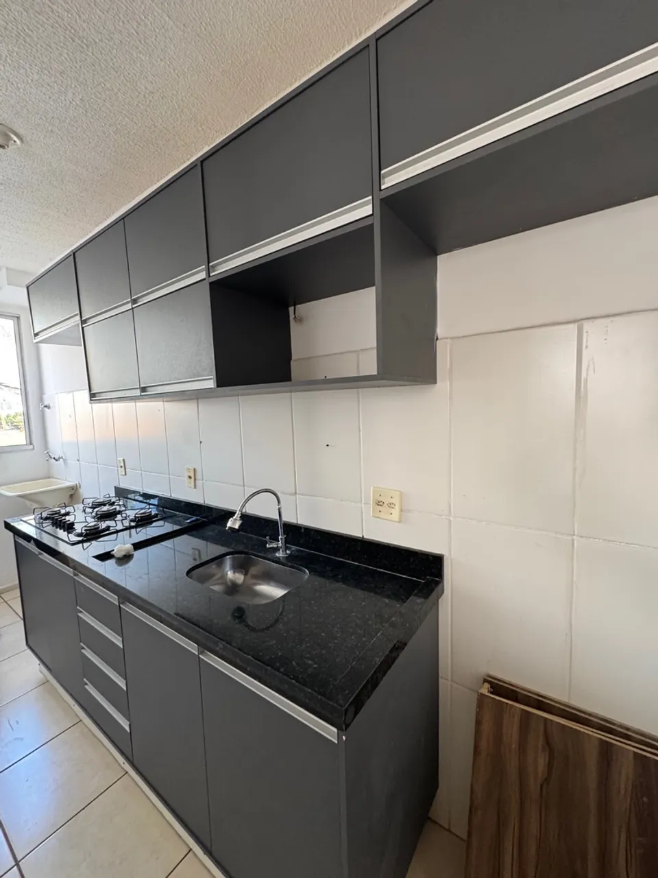 Alugo apartamento térreo muito novo!