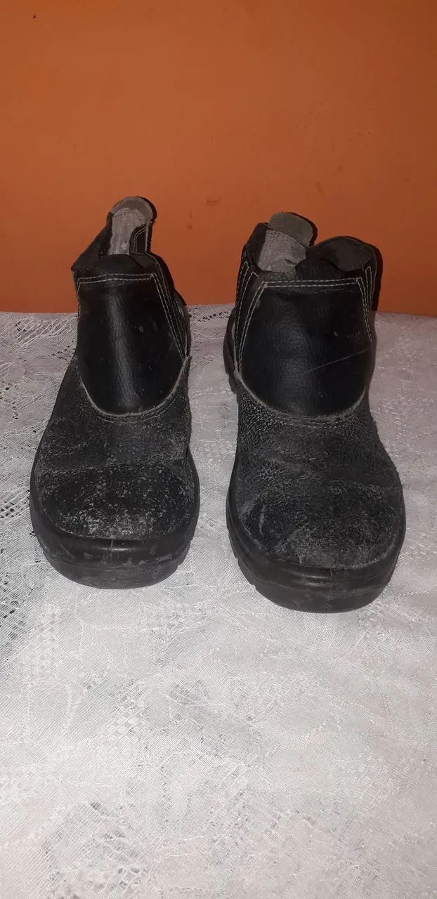 Bota de segurança vulcaflex. 