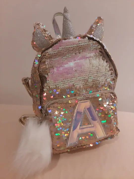 Mini Mochila Unicórnio - Letra A - Nova