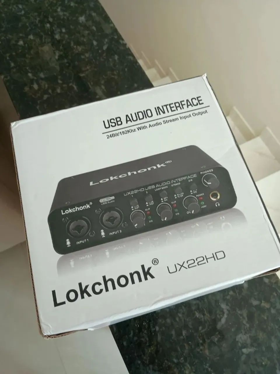 Interface de Áudio LOKCHONK UX22HD - Qualidade profissional para as suas gravações64573374303618120