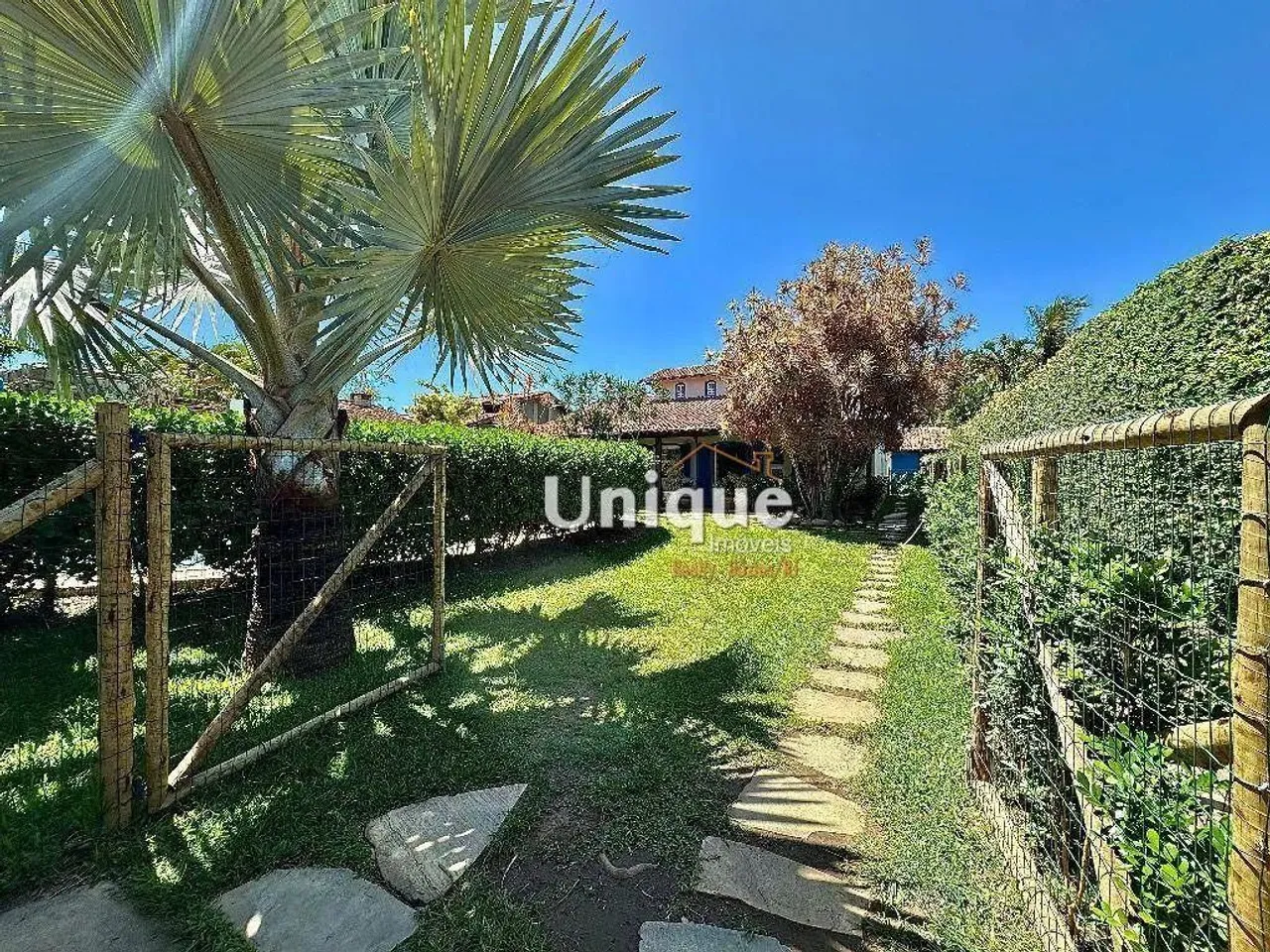 Casa com 5 dormitórios à venda, 300 m² por R$ 2.800.000,00 - Manguinhos - Armação dos Búzi