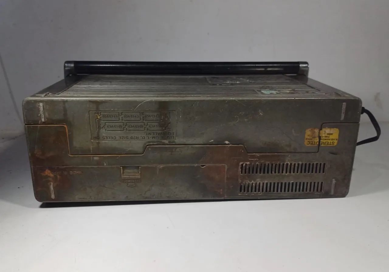 Rádio Gravador JVC Vintage no estado  - Foto 2