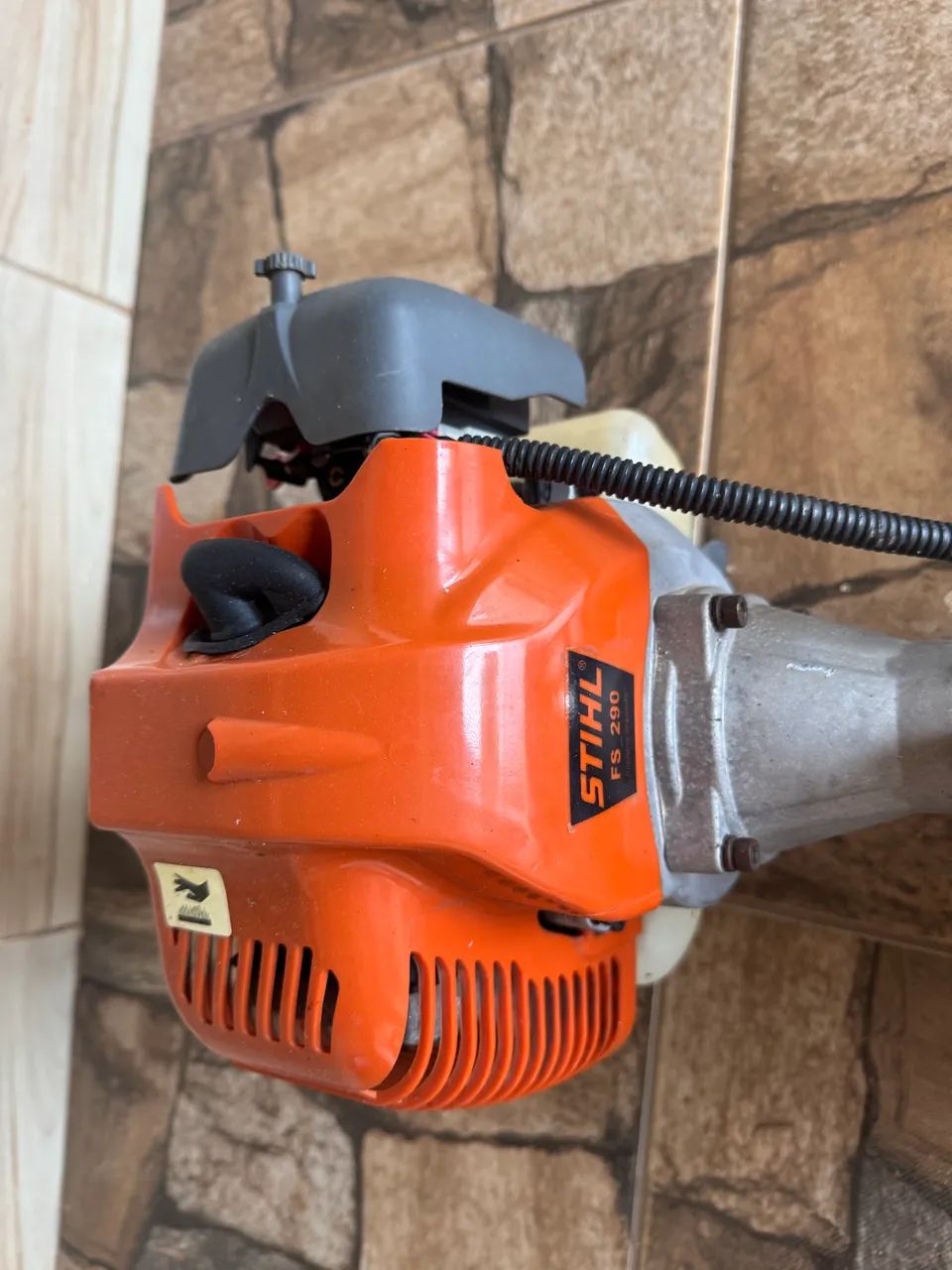 Roçadeira gasolina FS 290 - Foto 2