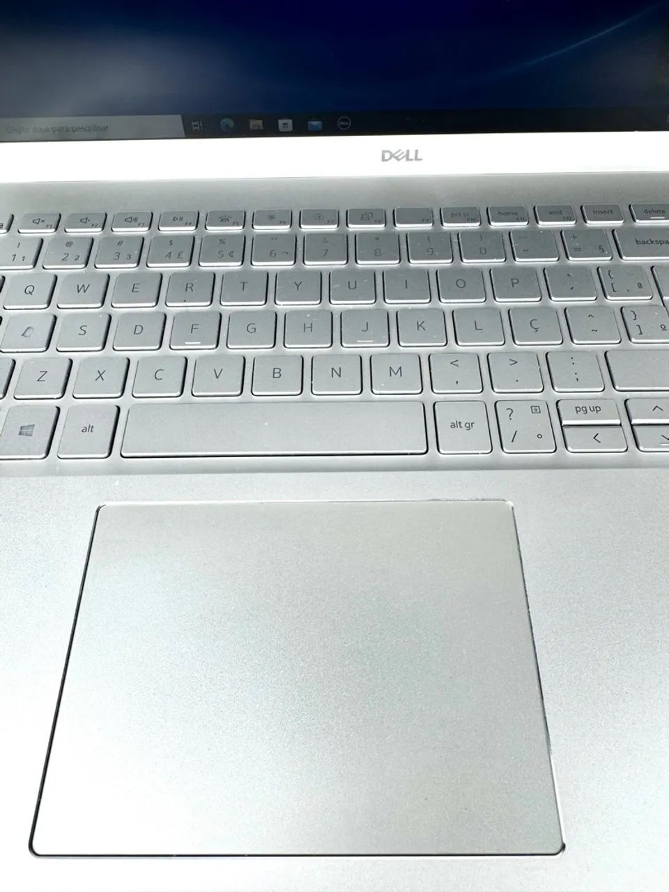 Dell Inspiron 5502 - i7 11ªth - SSD 256GB - 16 GB RAM - 15? FHD