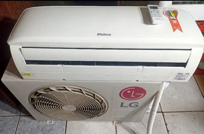 Split Philco com LG de 12000 Btus, Semi-nova  tda original - Foto 2