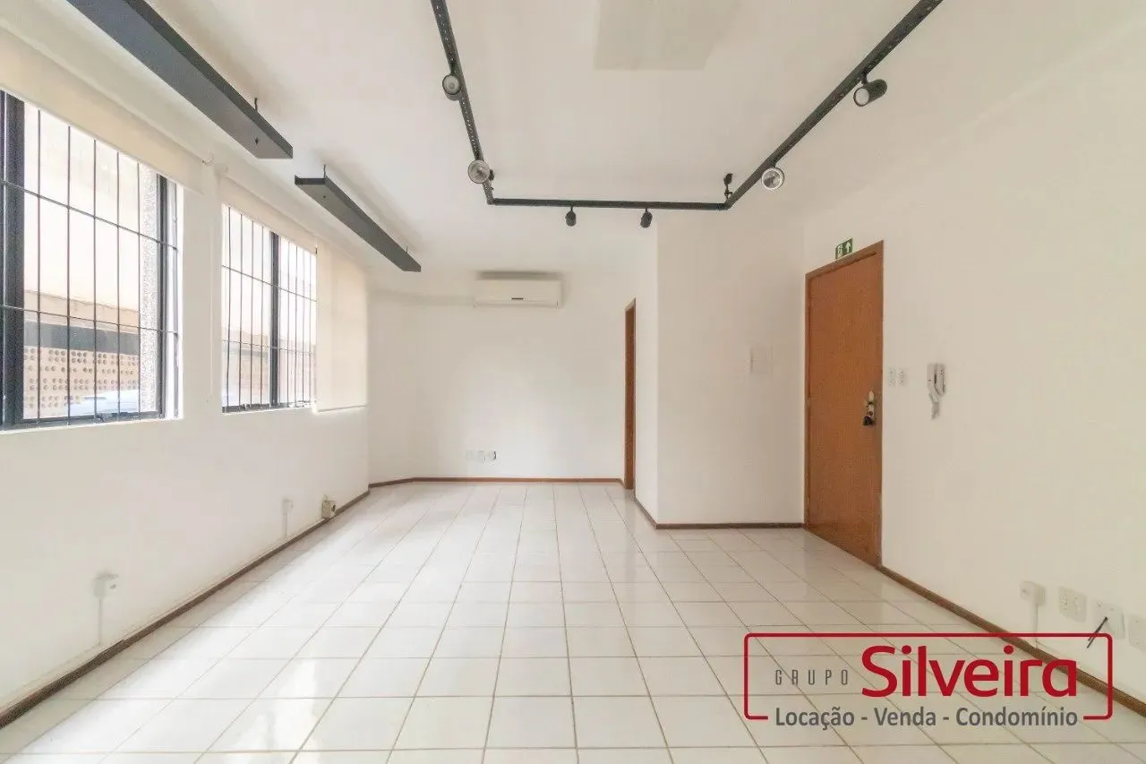SALA COMERCIAL PRONTA NA FELIX DA CUNHA