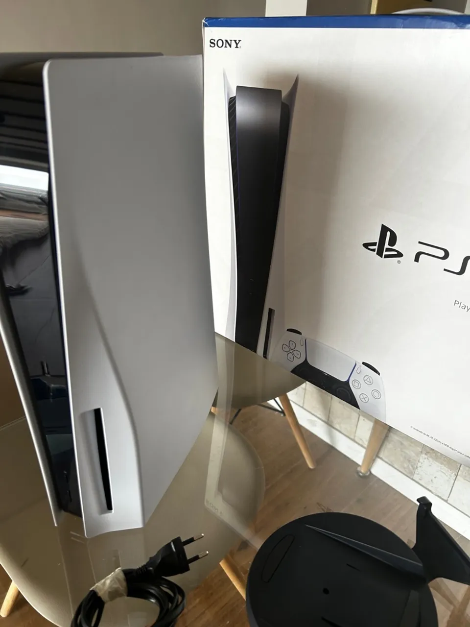 PlayStation 5 (PS5) usado poucas vezes