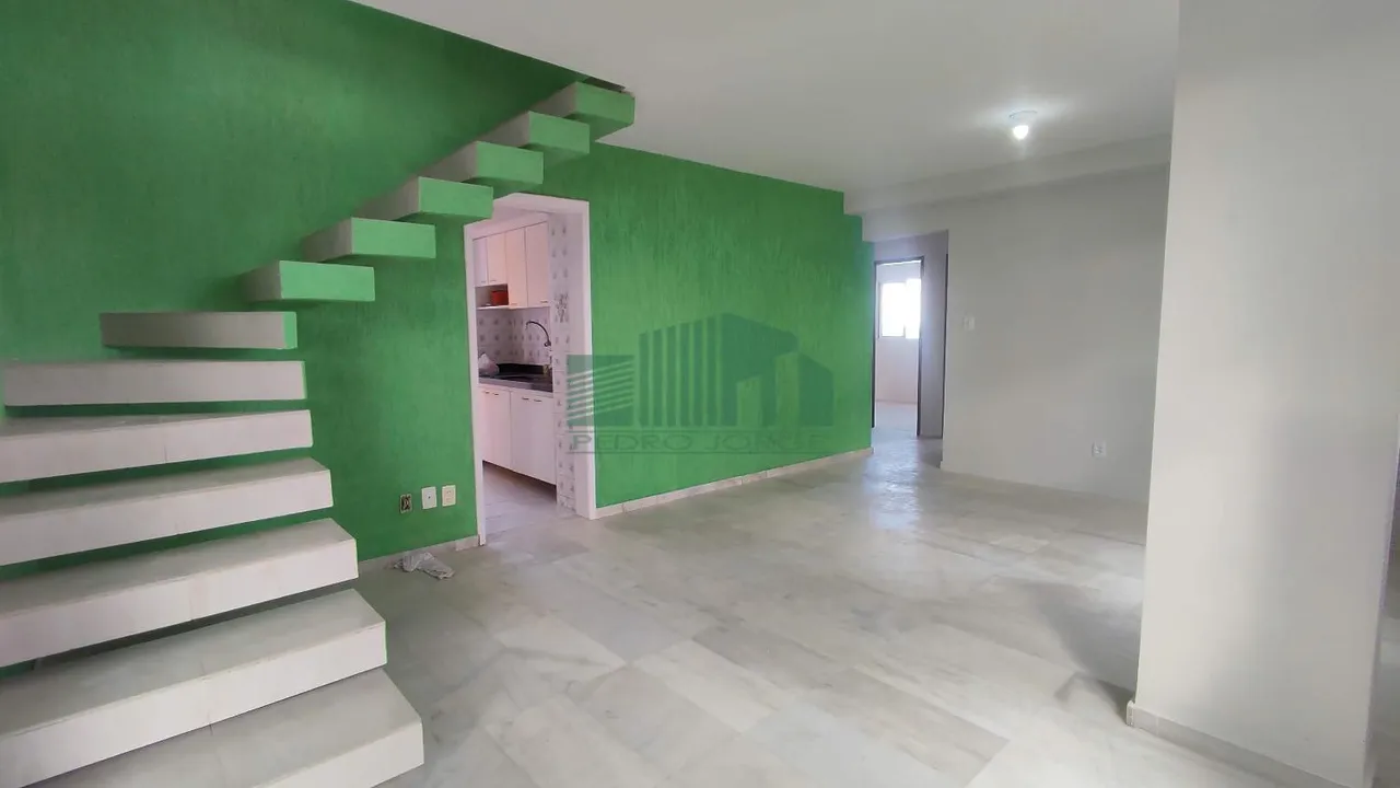 Apartamento Cobertura com 5 Quartos em Casa Caiada, Olinda