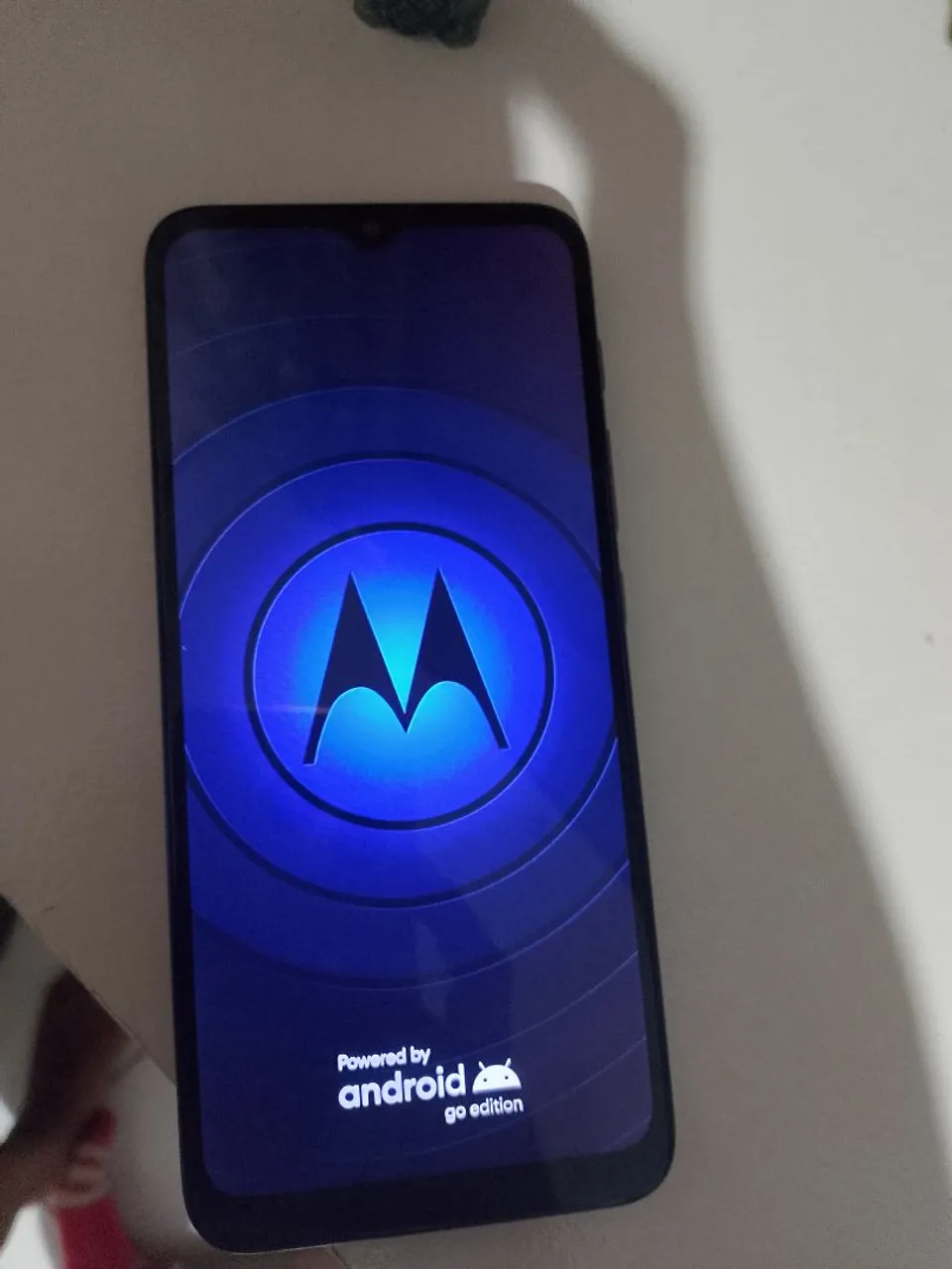 Celular motoG conservado