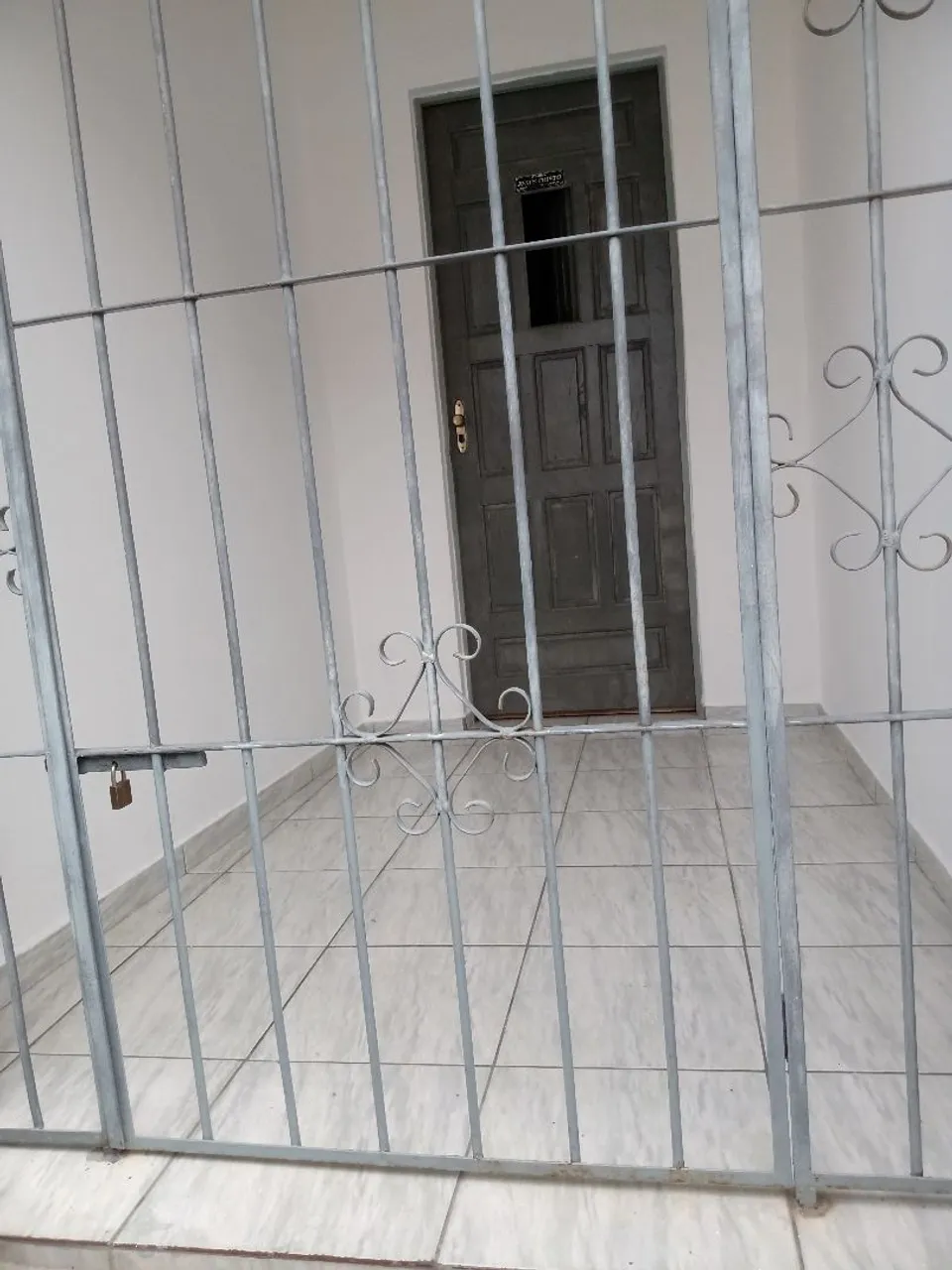Aluga-se casa em mandacaru alto do céu