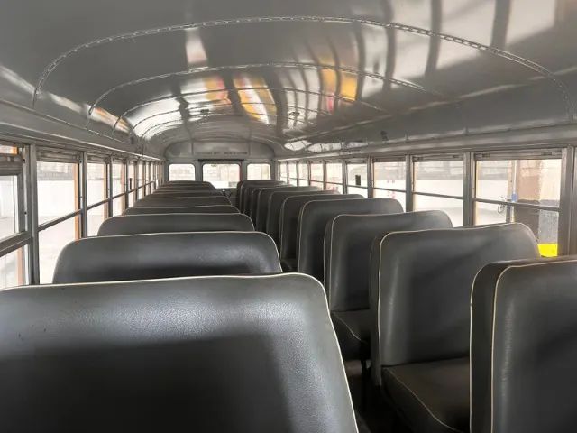 ONIBUS AMERICANO -  RARIDADE - Foto 4