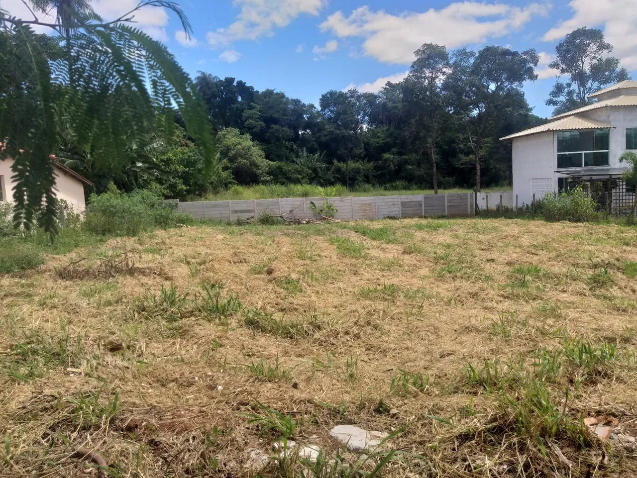 Lote em condomínio fechado 1000m - Lagoa Santa MG