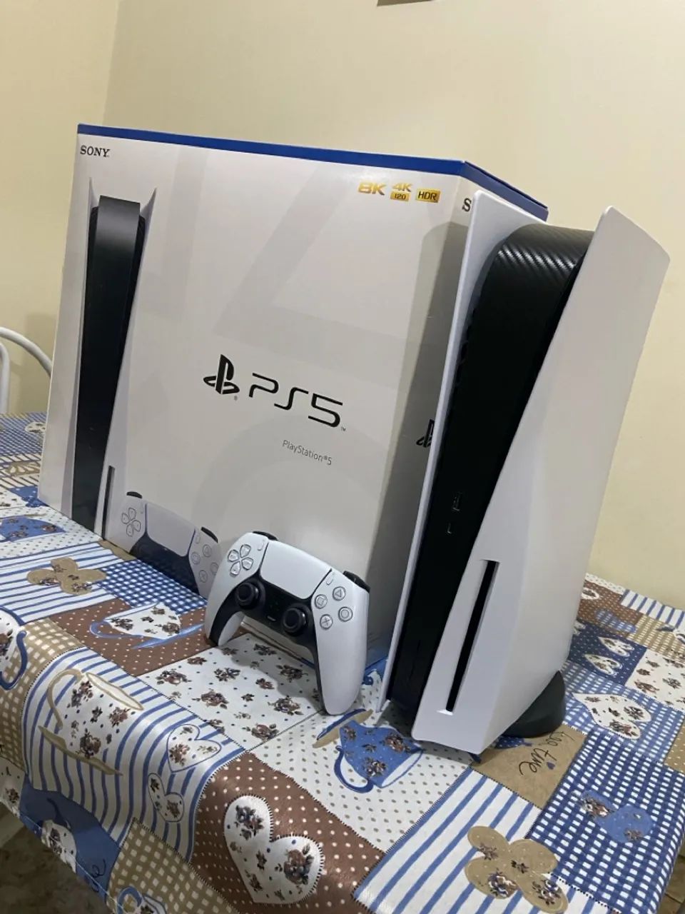 Playstation 5 - usado - em perfeito estado. 