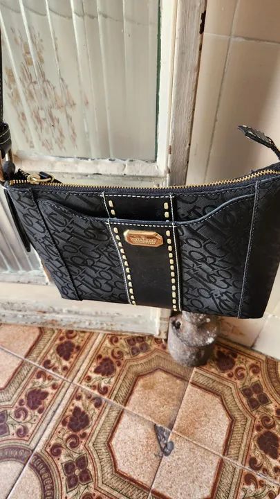 Bolsa Victor Hugo - Preta - Foto 4