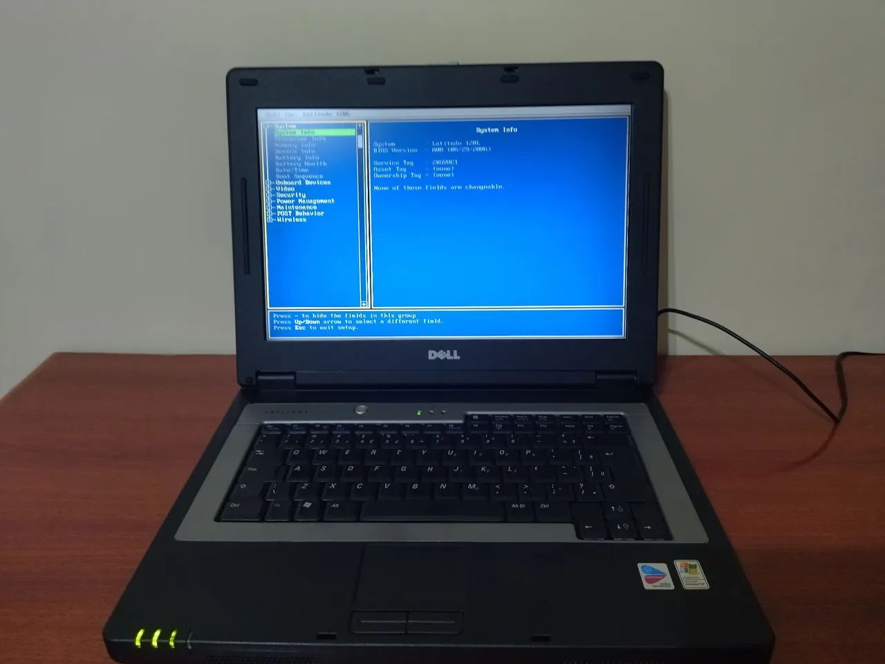 Dell Latitude 120L Notebook63824101820931120