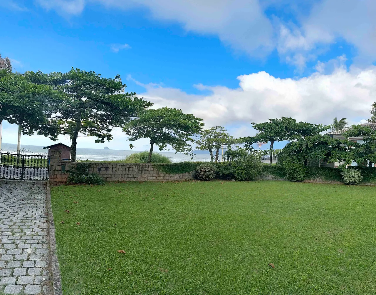 Lote/Terreno para venda com 469 metros quadrados