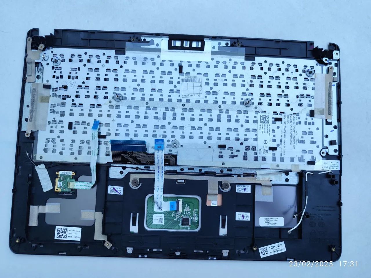 Carcaça do teclado Palm Rest Dell Vostro 5470 - Foto 5