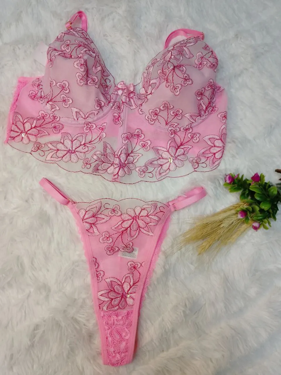 Conjunto lingerie rosa floral