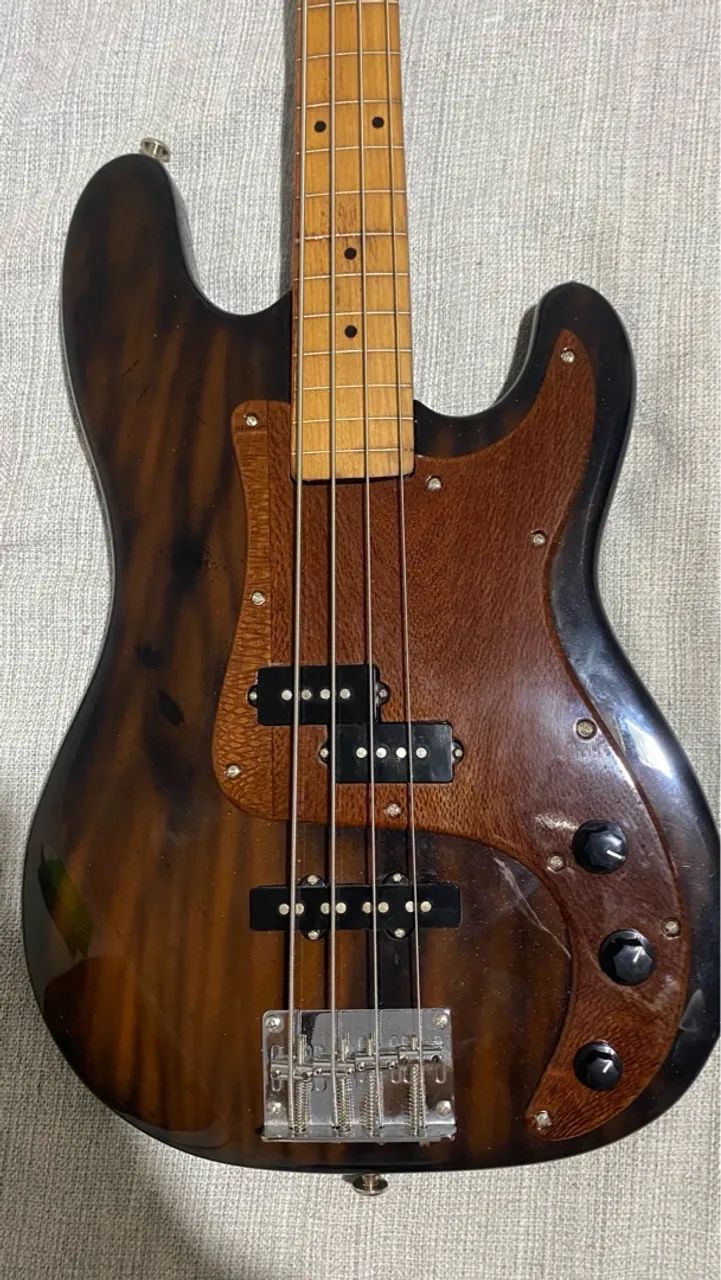 Baixo Fretless  - Foto 3
