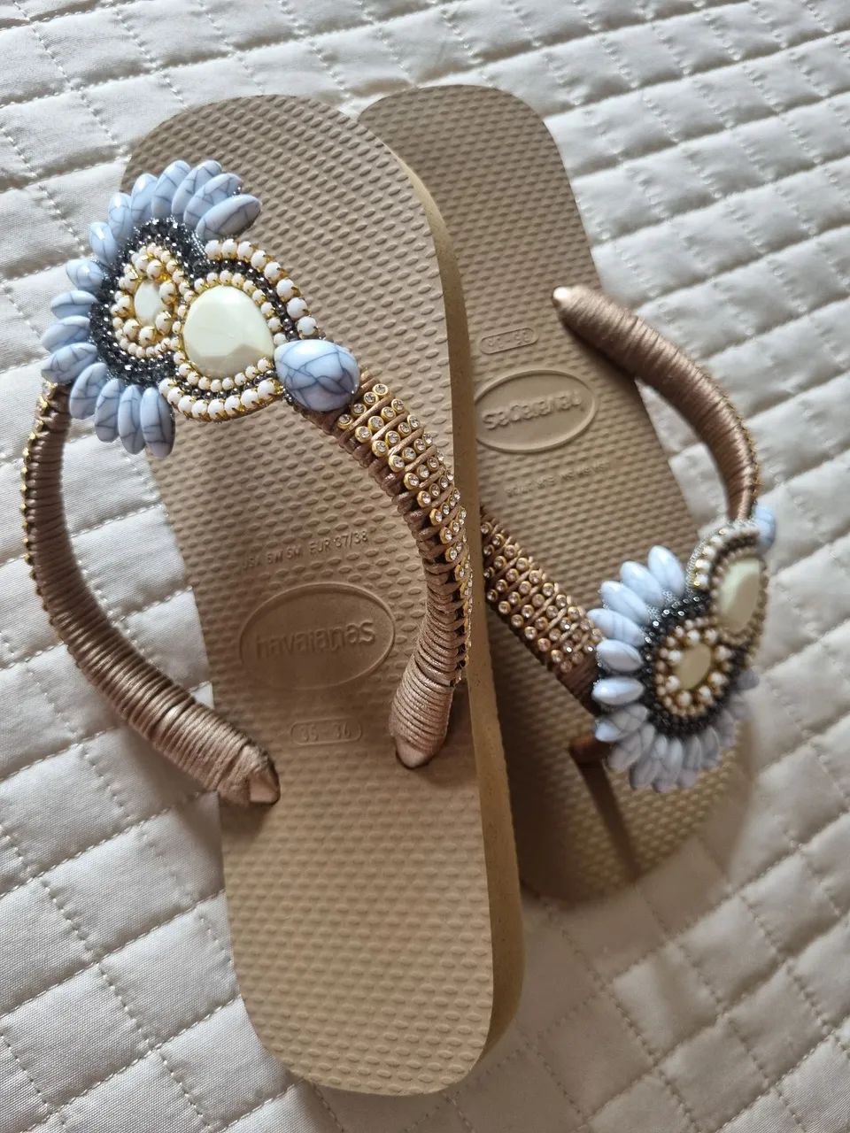 Sandálias havaianas customizadas - Foto 2