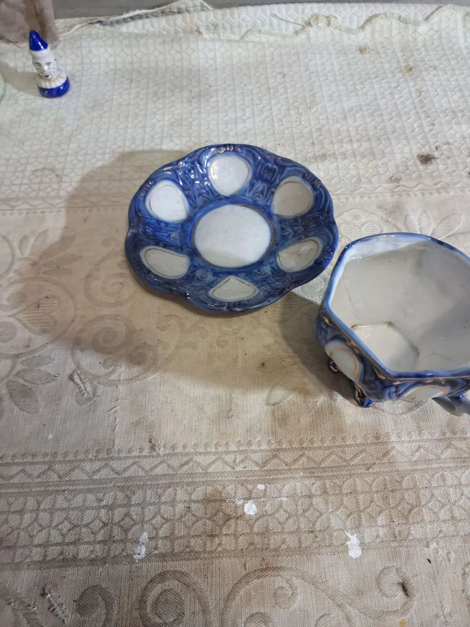 Xícara de porcelana azul e branca com pires - Foto 2