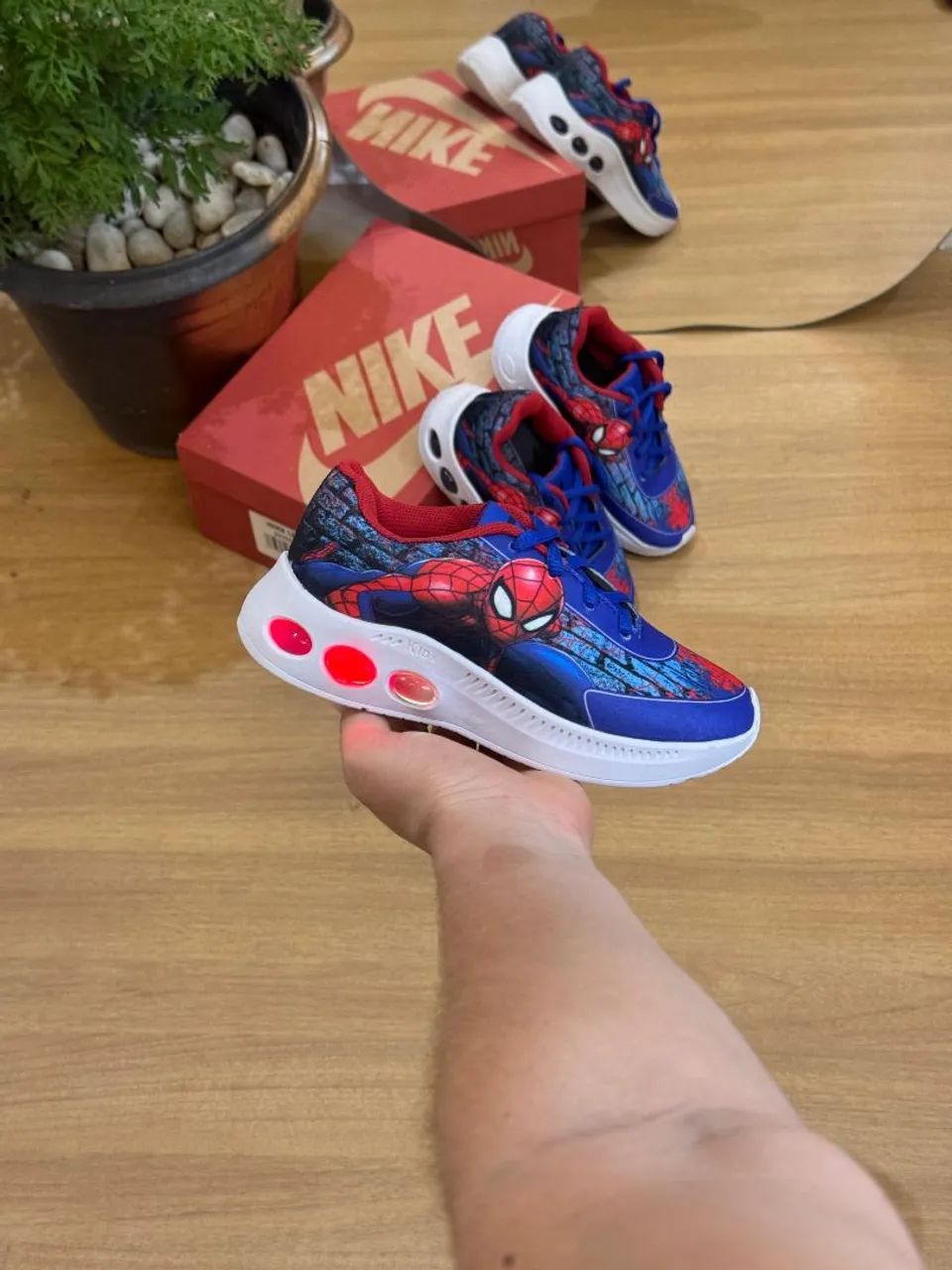 Tênis infantil leds  - Foto 2