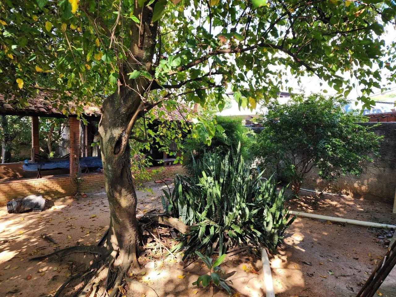 Chácara de 1200 m² com excelente localização toda arborizada na Vila Barcelona em Sorocaba - Foto 8