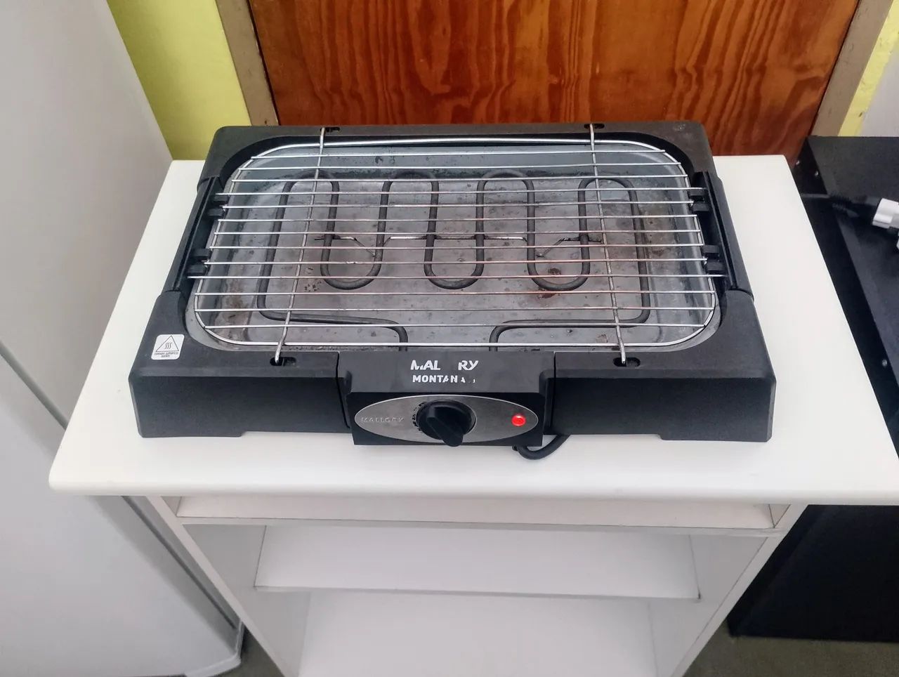 Churrasqueira elétrica Malory seminova , 127V.  - Foto 4
