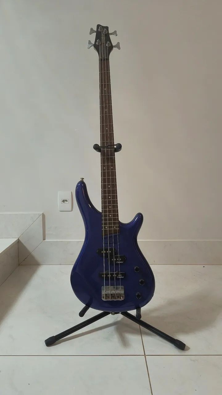 Baixo Elétrico Condor