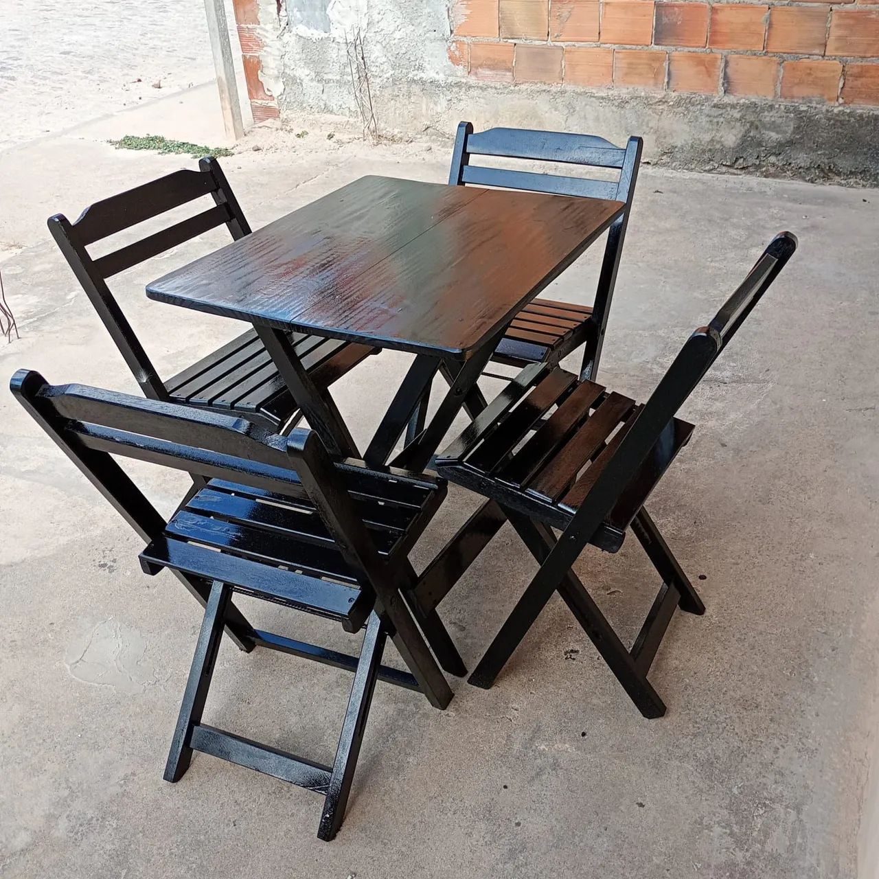 Cadeiras e mesas de madeira dobráveis  - Foto 3