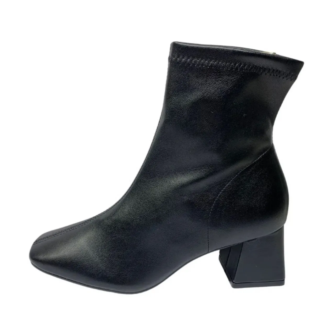 Bota Feminina Cano Curto Salto Bloco Couro Sintético