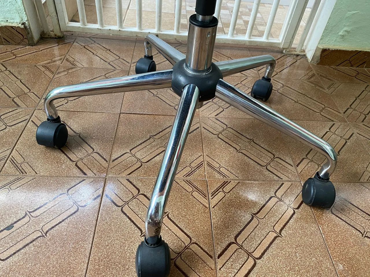 Cadeira escritório  - Foto 3