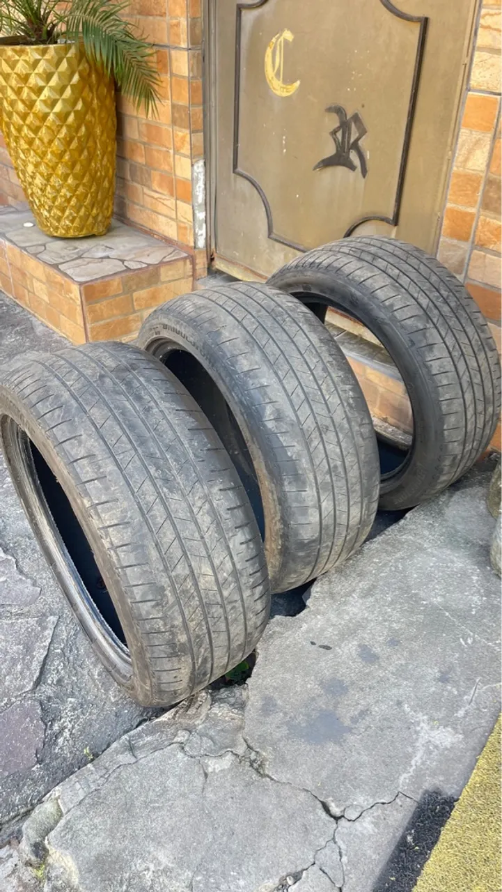 PNEUS 225/45/17 BRIDGESTONE 