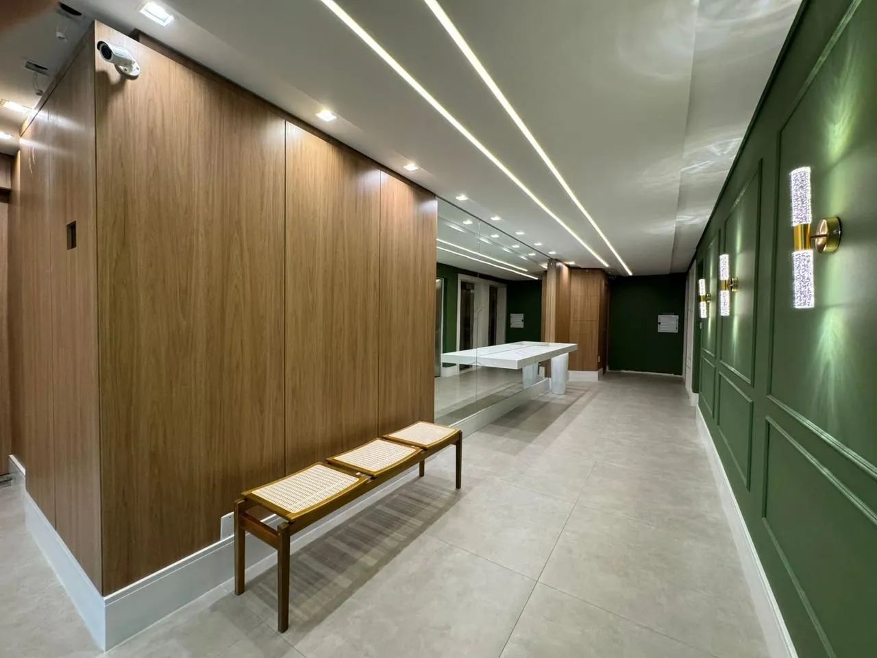 Apartamento 2 quartos com suíte no Pagani 