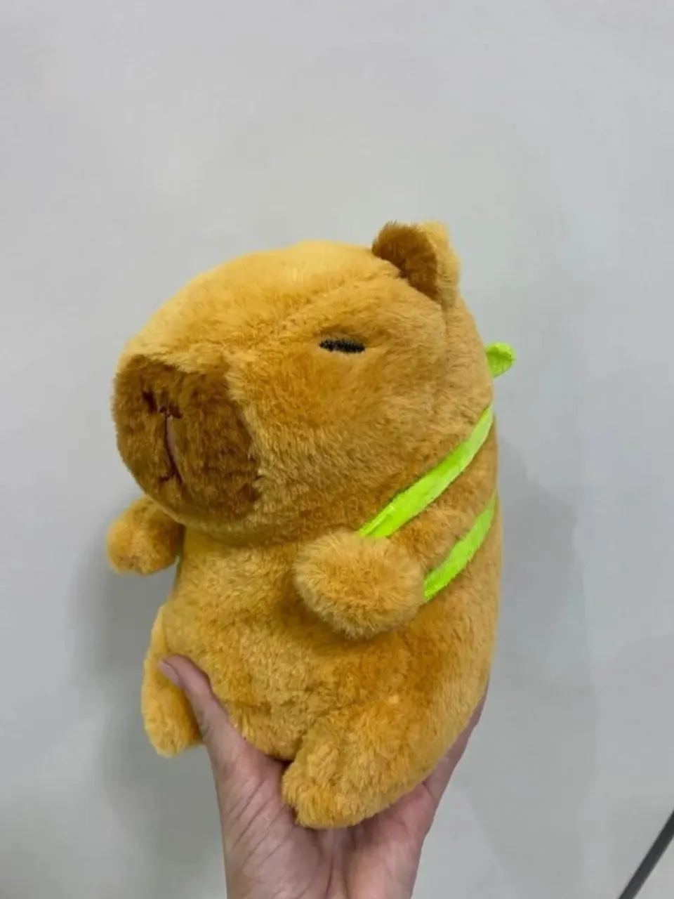 Pelucia Capivara com Mochila de Tartaruga - Colecione e Divirta-se Loja Coimbra Entregamos