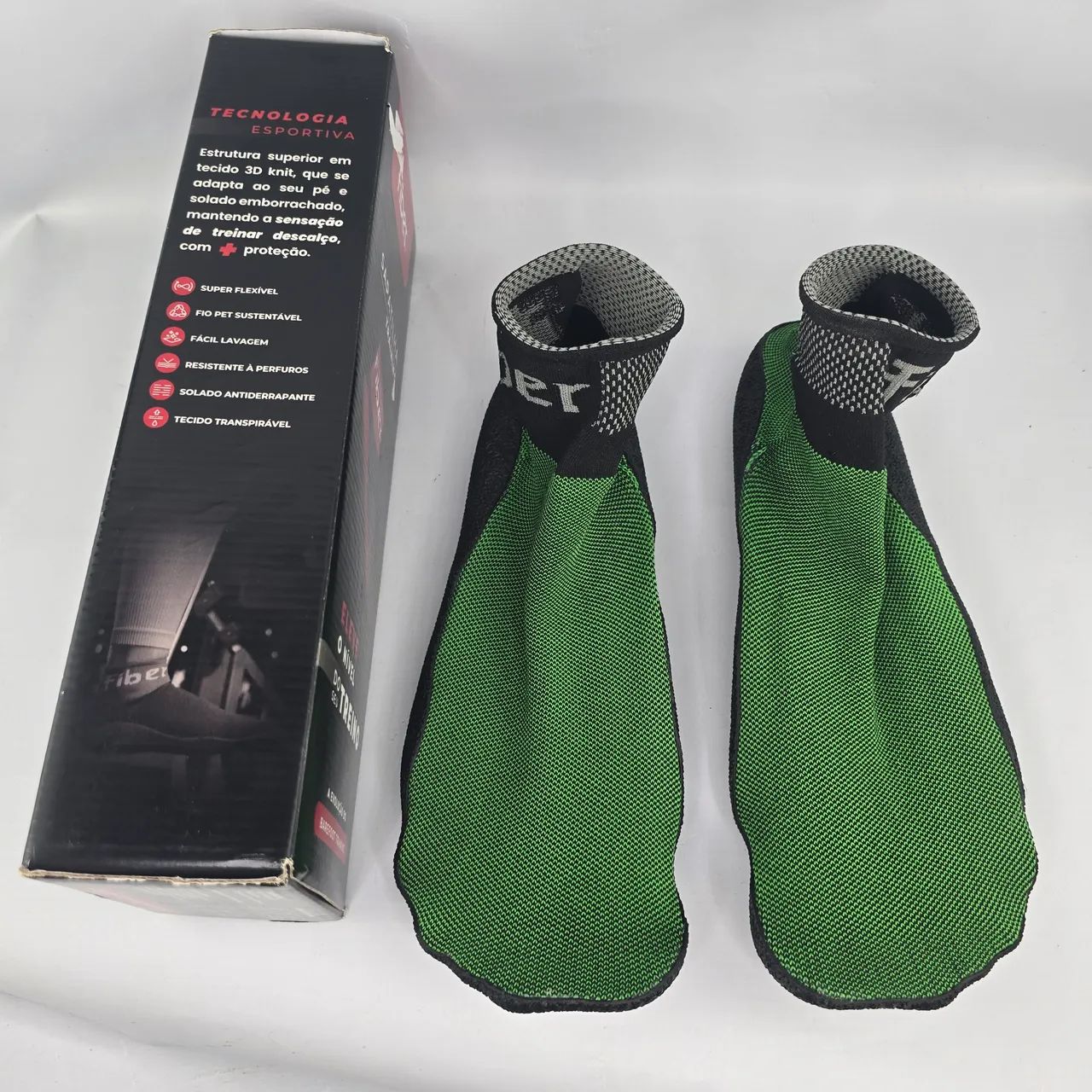 Sapatilha de treino fiber 40 / 41 novo verde e preto - Foto 5