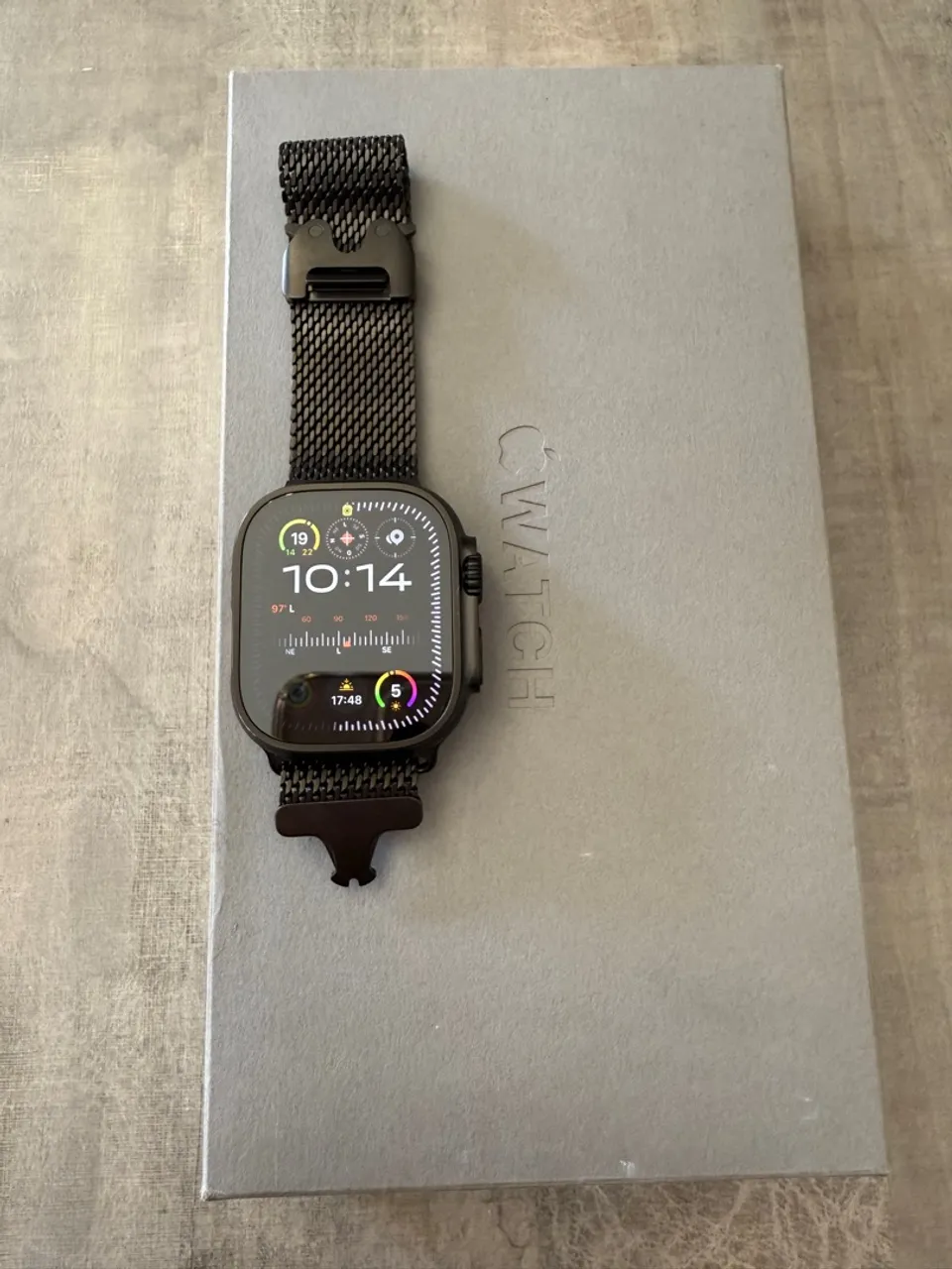 Apple Watch Ultra 2 - Black