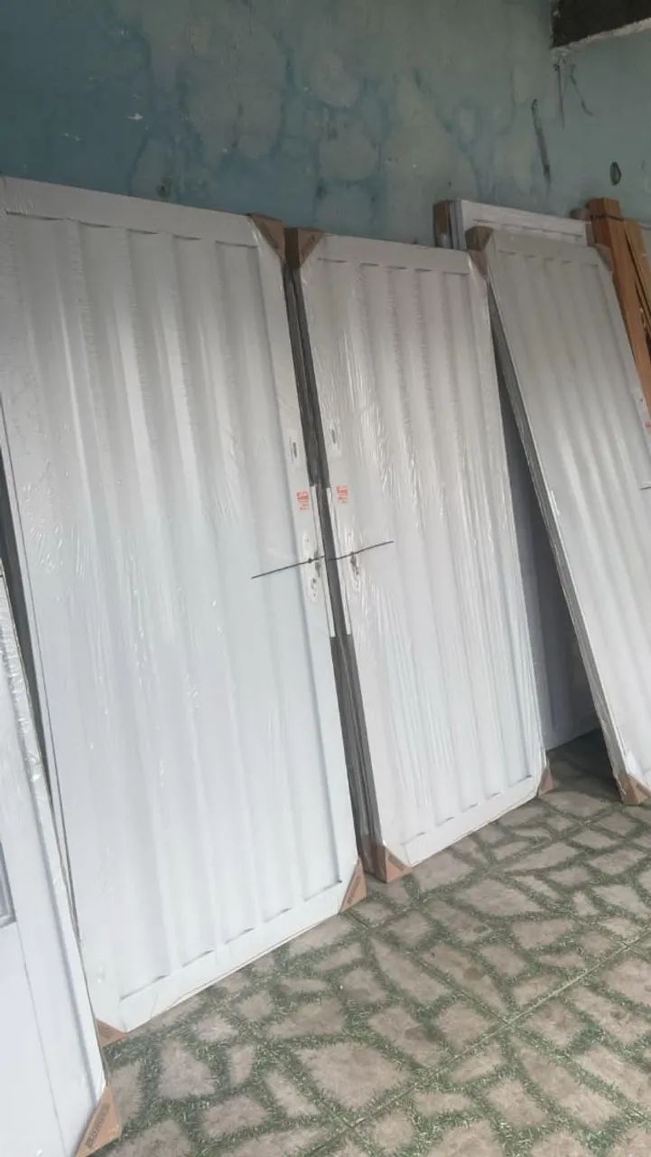 PORTÃO BRANCO COM PINTURA ELETROSTÁTICA  - Foto 2