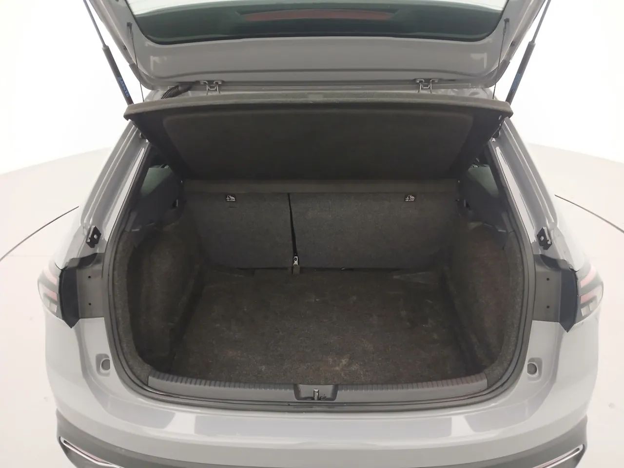 Volkswagen Nivus Highline 1.0 200 TSI Flex Aut., foto 9 de 18