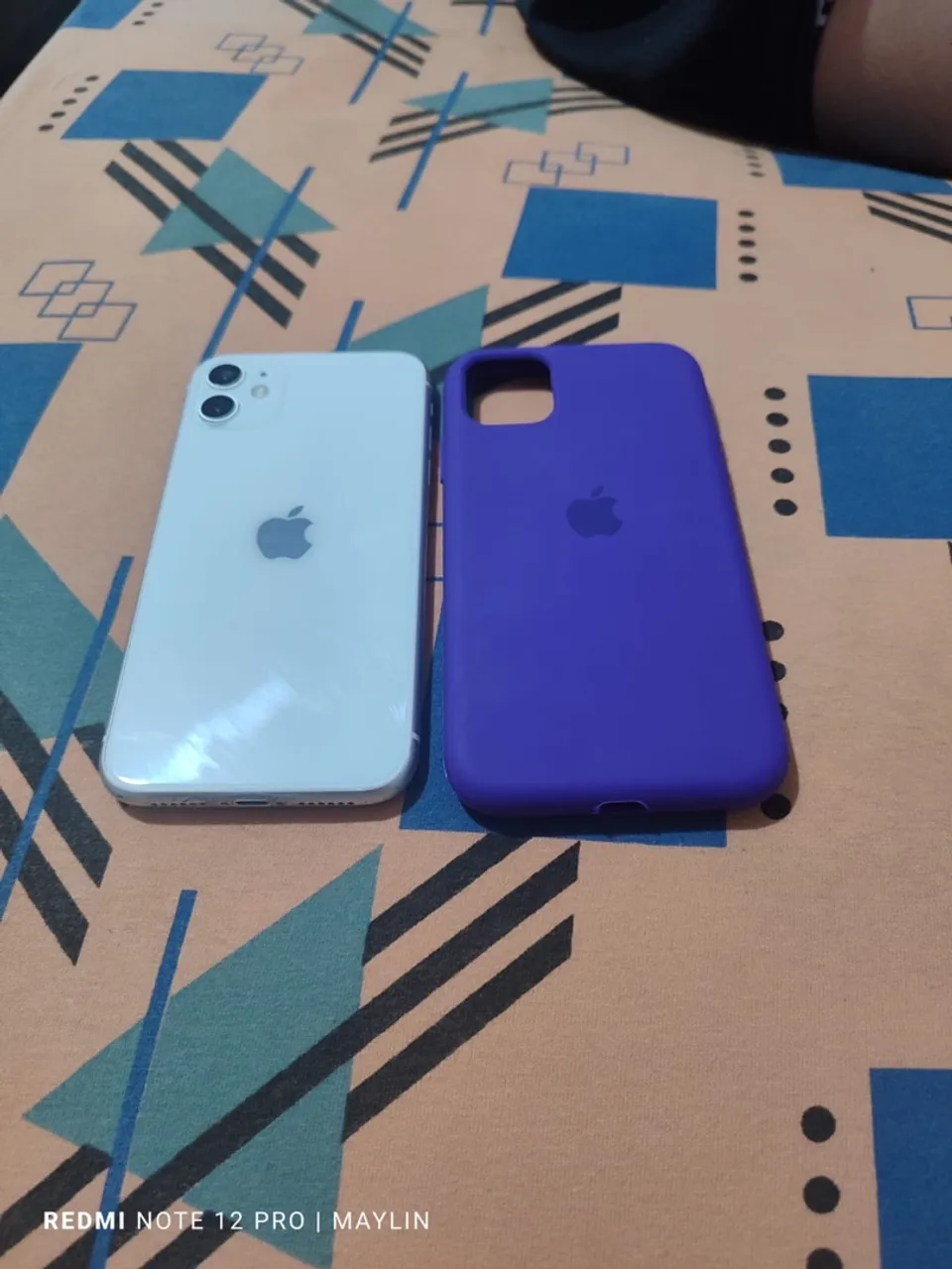Celular iPhone 11