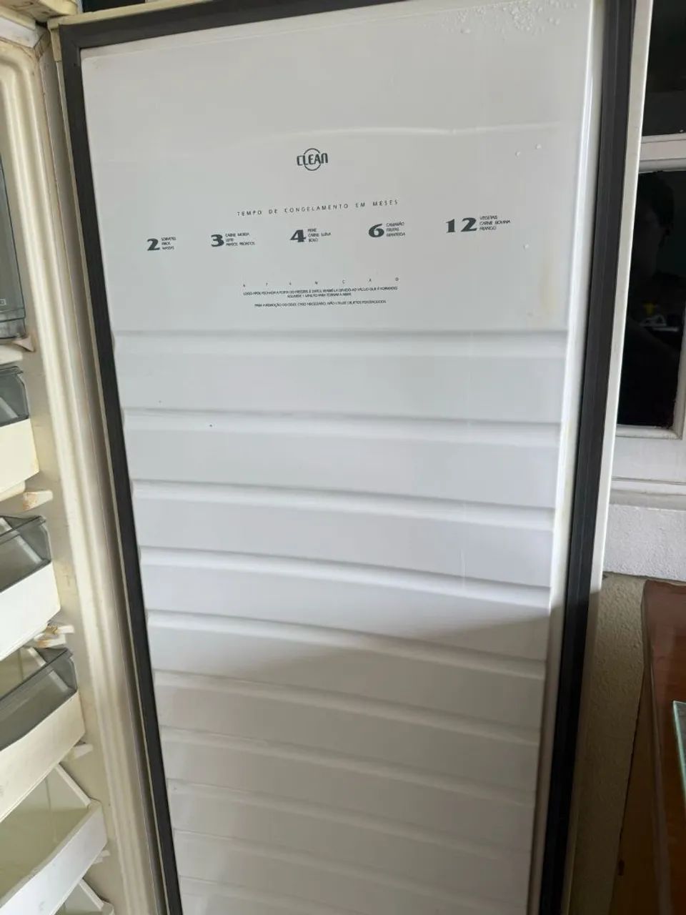 Freezer  vertical Usado em ótimo estado - Foto 2