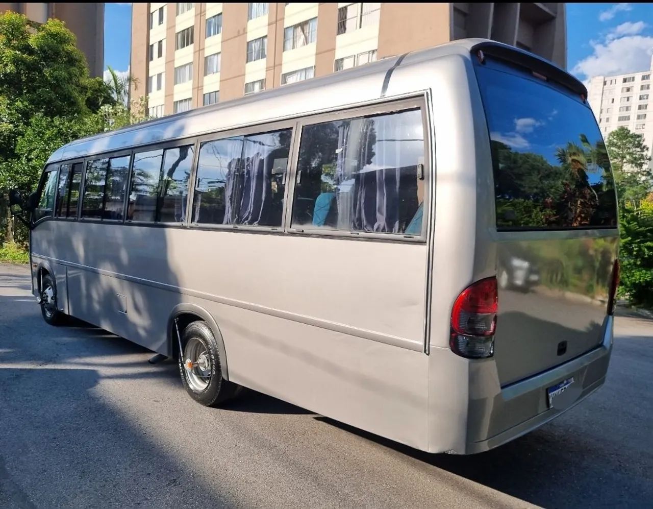 Micro-ônibus VOLAR W8 27lugares rodoviario  - Foto 3