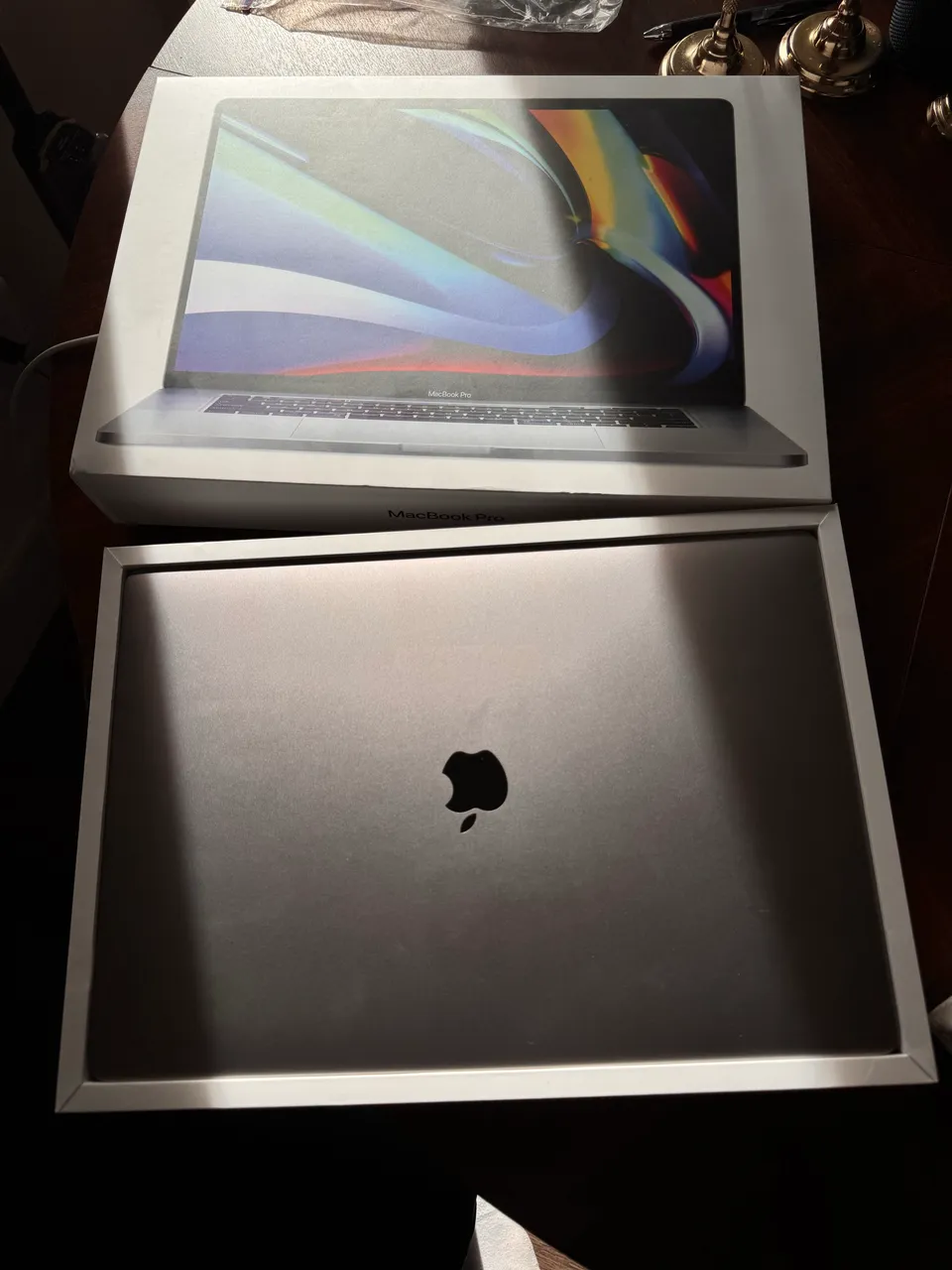 Macbook Pro 2019 16インチ i9-64gb-1TB MacBook Pro 16